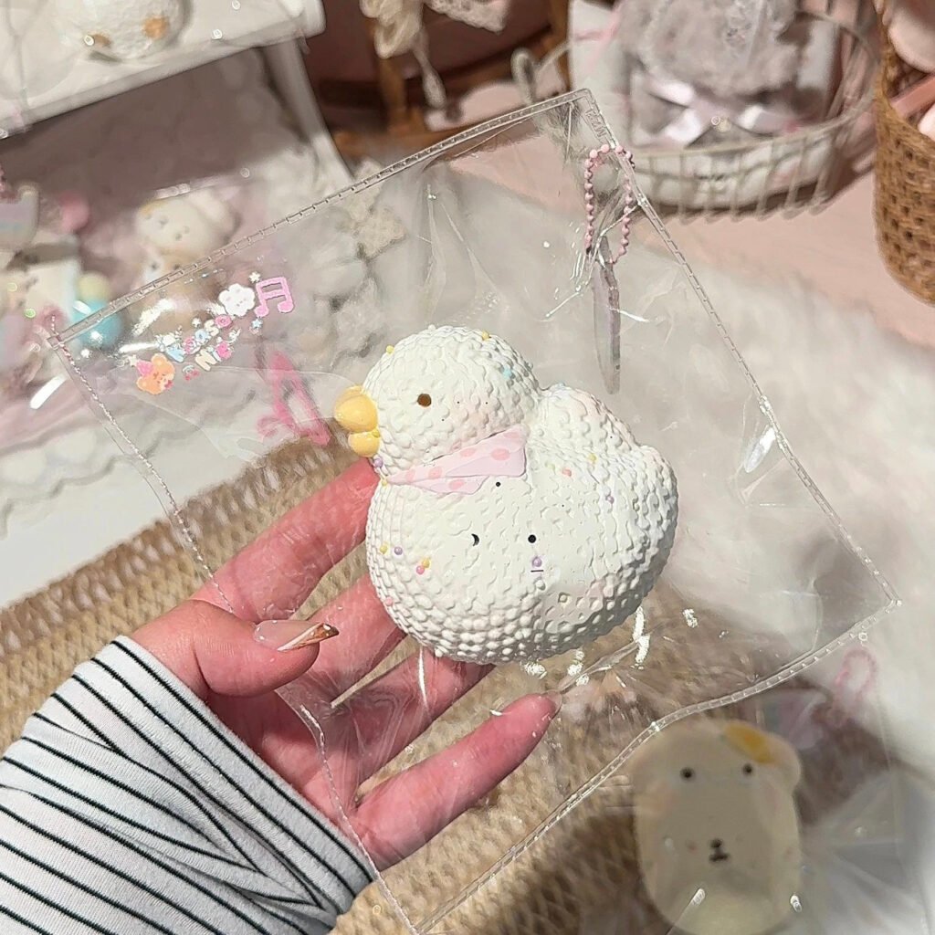 31038 Xiao Masheng Knitted Duck / 小麻生捏 ニットあひる