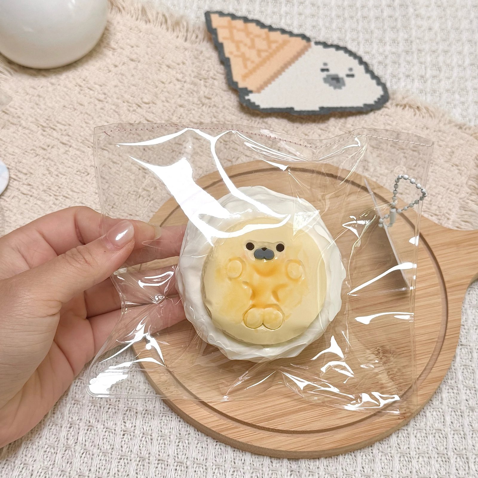 42036 Little Potato Chip Banana Pastry (Clay Texture Series) / 小薯片捏 香蕉酥(黏土泥触感系列)