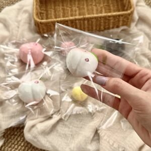212026 Yike Fishball Squishy White Small Peach - Added Resistance (Silicone Gel Texture Series) / 一颗鱼丸的捏捏 白小桃加阻(硅凝胶触感系列)