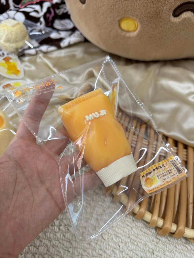 14014 YunLi Yuzu Facial Cleanser (Dry Glutinous Rice Clay Texture Series) / YunLi ゆずフェイスウォッシュ (ドライもち米クレイ触感シリーズ)