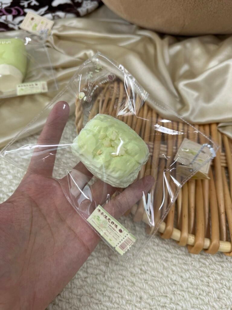 14015 YunLi Mini Fried Dough Stick (Nougat Clay Texture Series) / YunLi ミニ揚げパン (ヌガークレイ触感シリーズ)