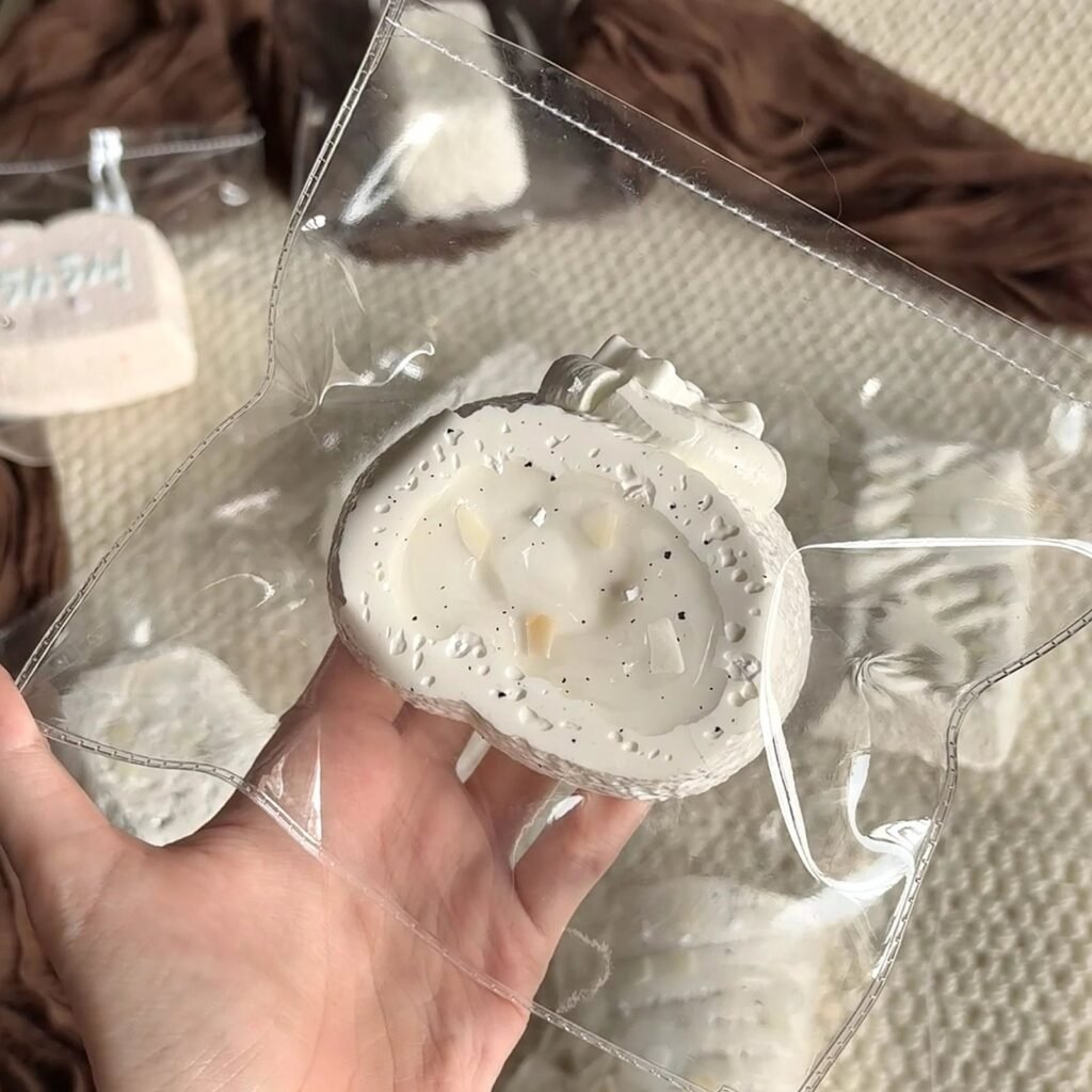 243011 11 Degree C Fresh Coconut Swiss Roll / 11度C 生椰瑞士卷