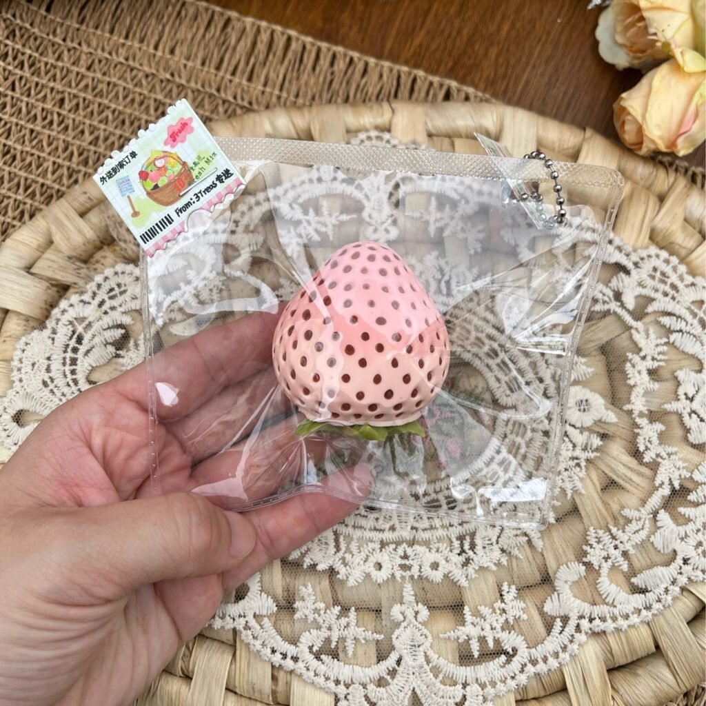 272080 3Treas Gel Pink Strawberry (Gel Texture Series) / 3Treas 凝胶单颗粉草莓（凝胶触感系列）