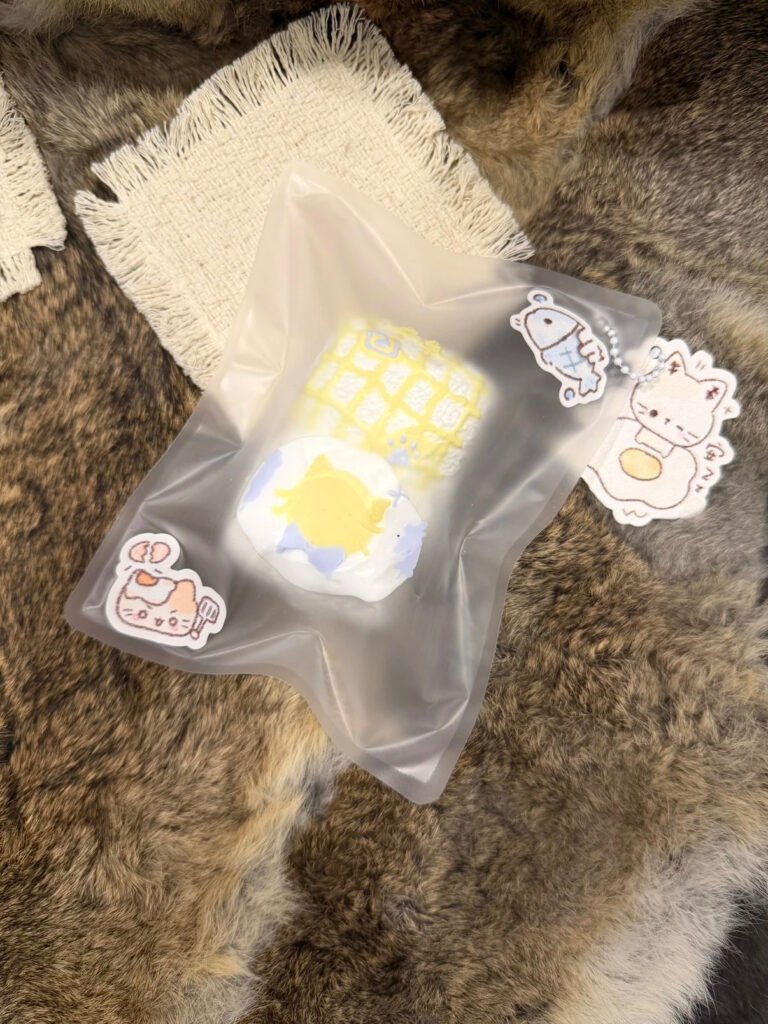 438002 AnZz Double Kitten Fried Eggs (Chewy Candy Clay Texture Series) / 安Zz 猫咪煎蛋二连（口嚼糖泥触感系列）