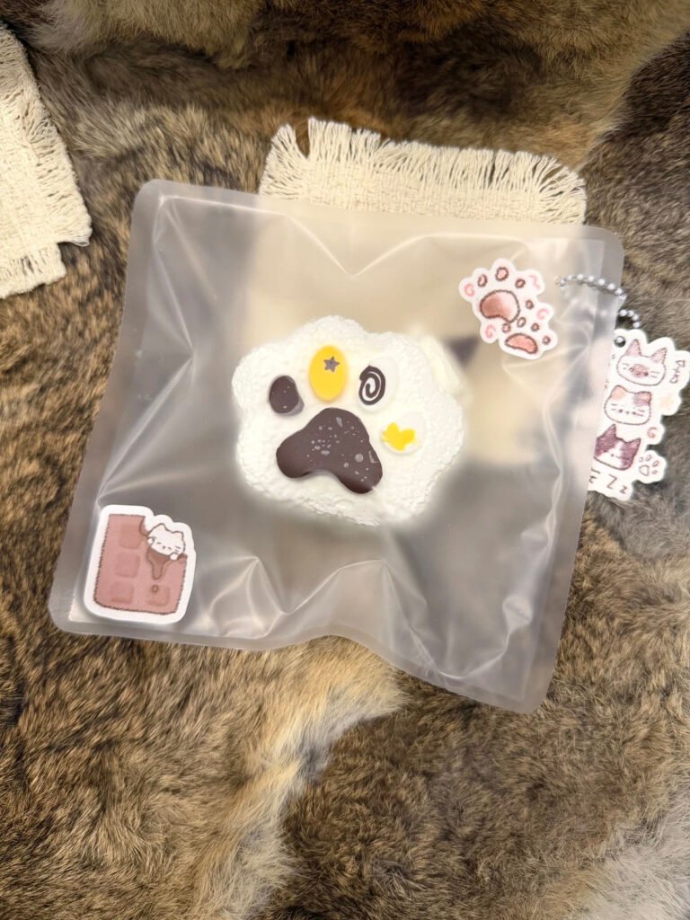 438003 AnZz Ice Cream Cone Puppy Paw (Chewy Candy Clay Texture Series) / 安Zz 蛋筒小狗爪（口嚼糖泥触感系列）