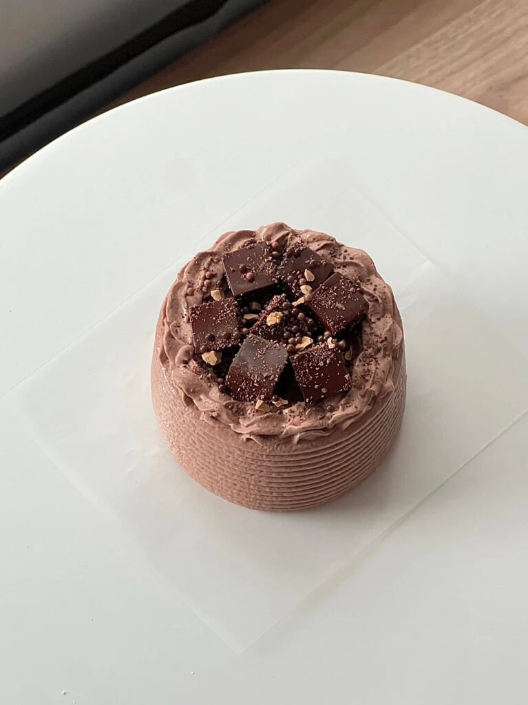355002 Aolun Studio Black Forest Brownie (Cream Clay Texture Series) / 奥伦在捏 黑森林布朗尼（奶油泥触感系列）