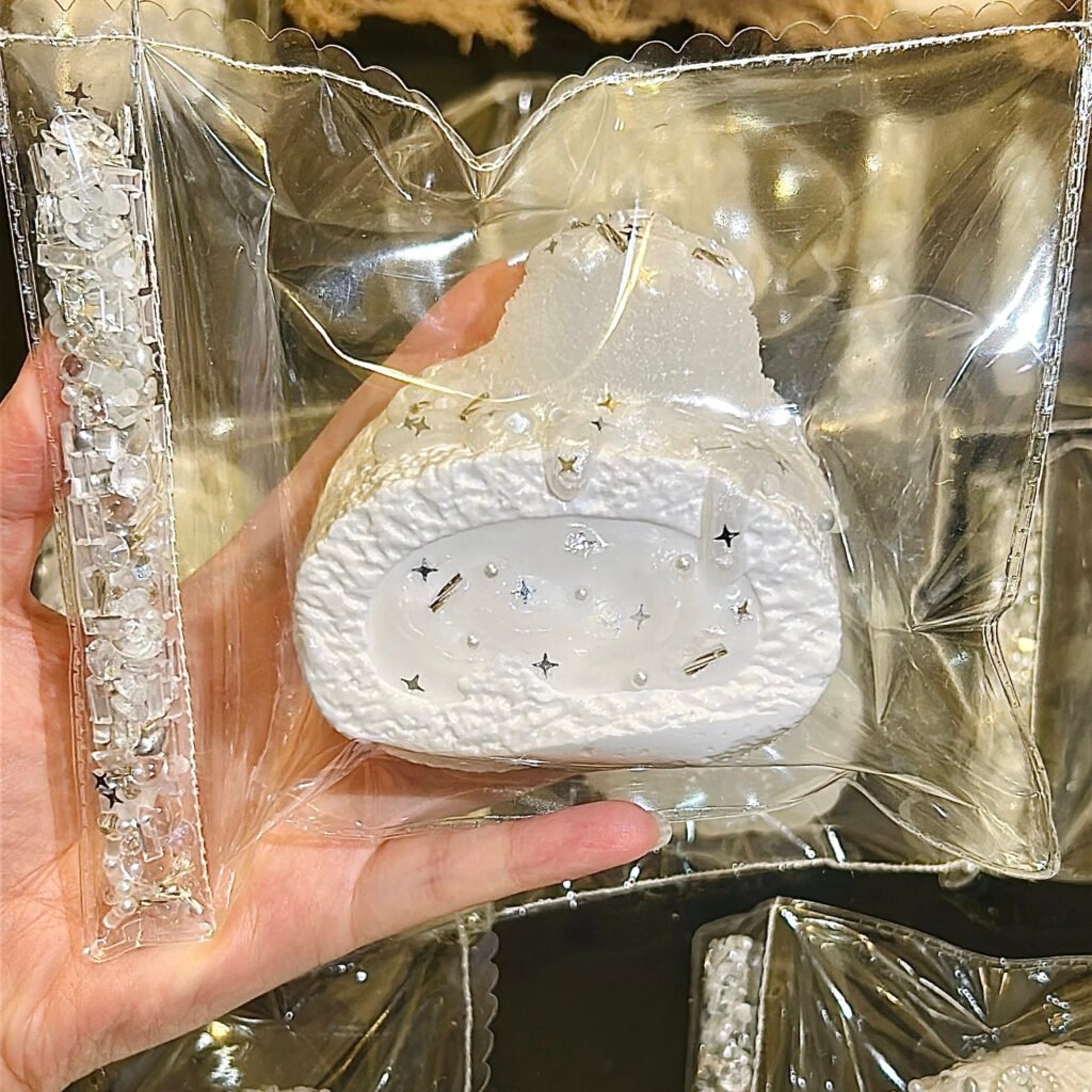 133019 Baobao Nienie Ice Cream Swiss Roll / 包包的捏 冰淇淋瑞士卷