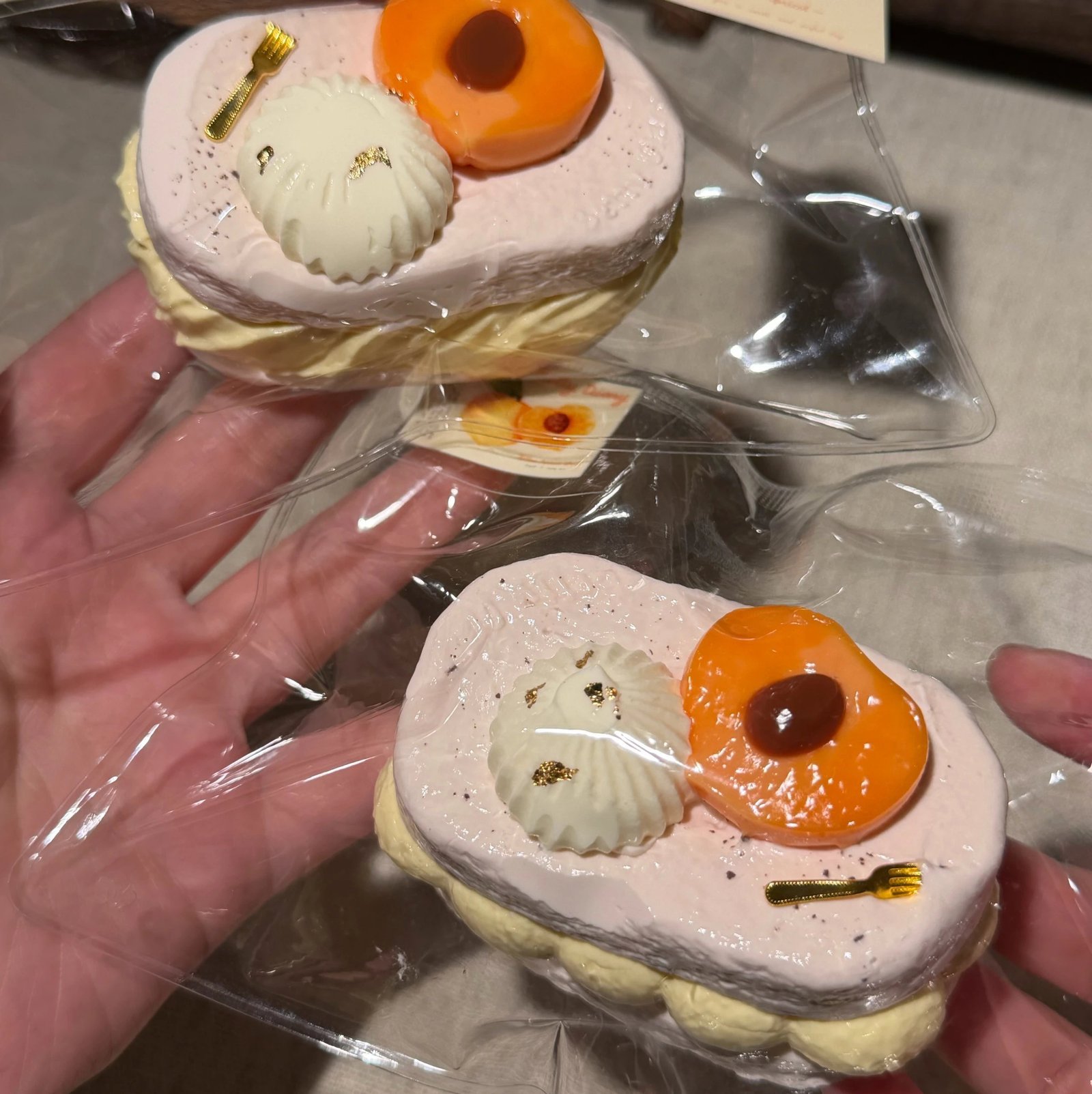 155028 BettyDiary Apricot Dacquoise / 贝蒂日记 アプリコットダックワーズ