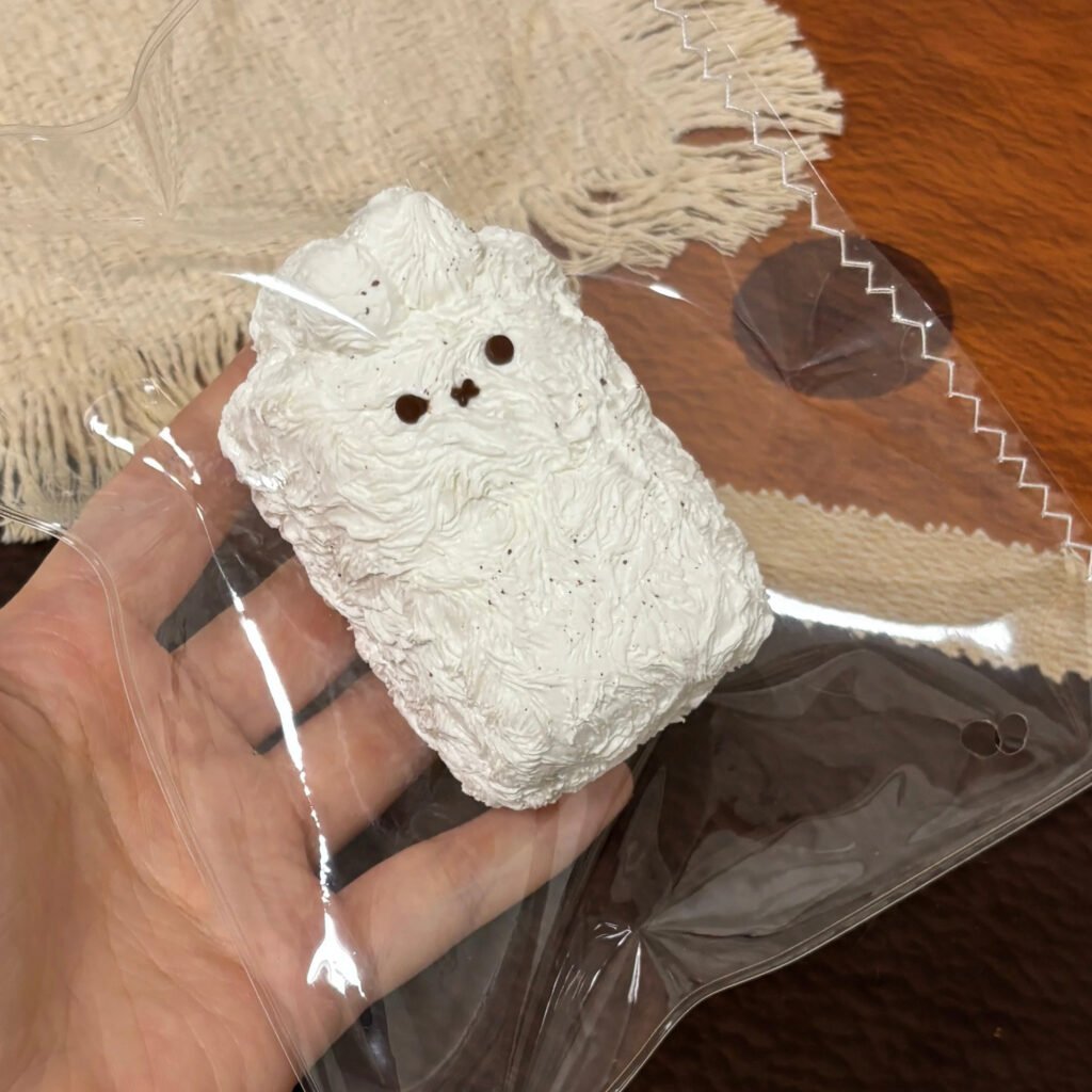 360002 BuBo YeZi Fuzzy Bunny Bar (Dry Cream Texture Series) / 步啵野子捏捏 毛绒兔条（干奶油触感系列）