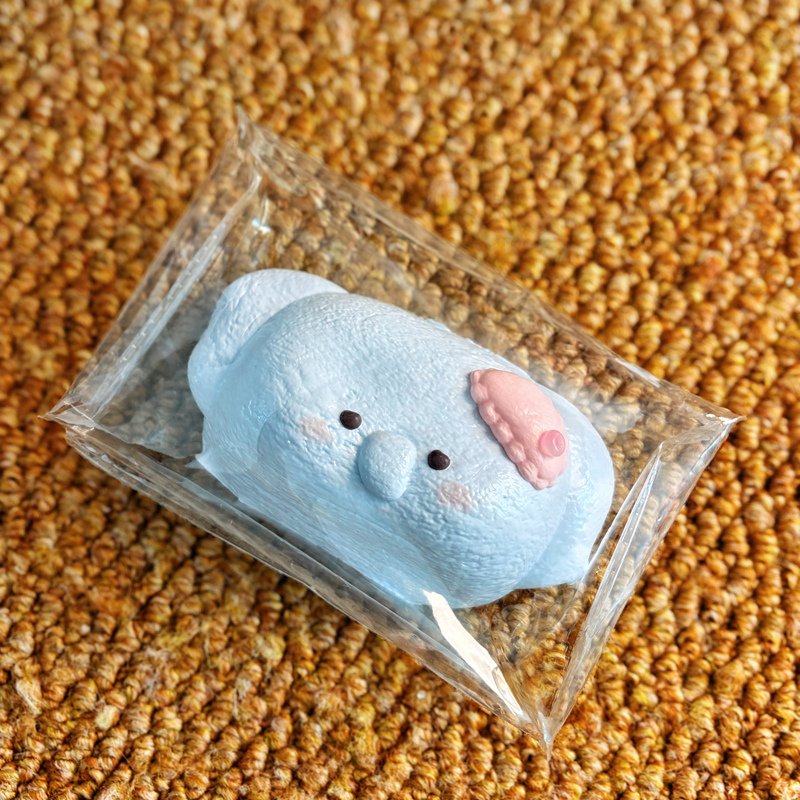 84007 Bu Zhi Dou Eye Mask Elephant Cube / 不知豆捏 眼罩大象方块