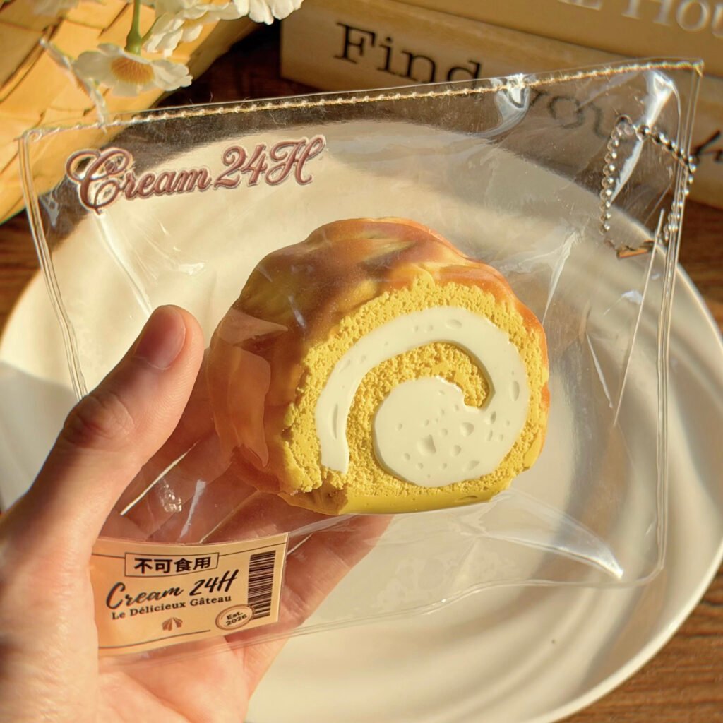 145011 Cream24H Mini Original Tiger-Stripe Swiss Roll (Cream Clay Texture Series) / 奶油不打烊Cream24H 小号原味虎皮瑞士卷（奶油泥触感系列）