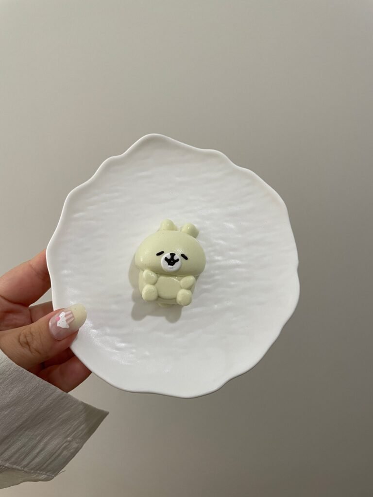 258048 Cheese Berry Handmade Matcha Bunny (Cream Clay Texture Series) / 芝士莓莓Hand made 抹茶小兔（奶油泥触感系列）