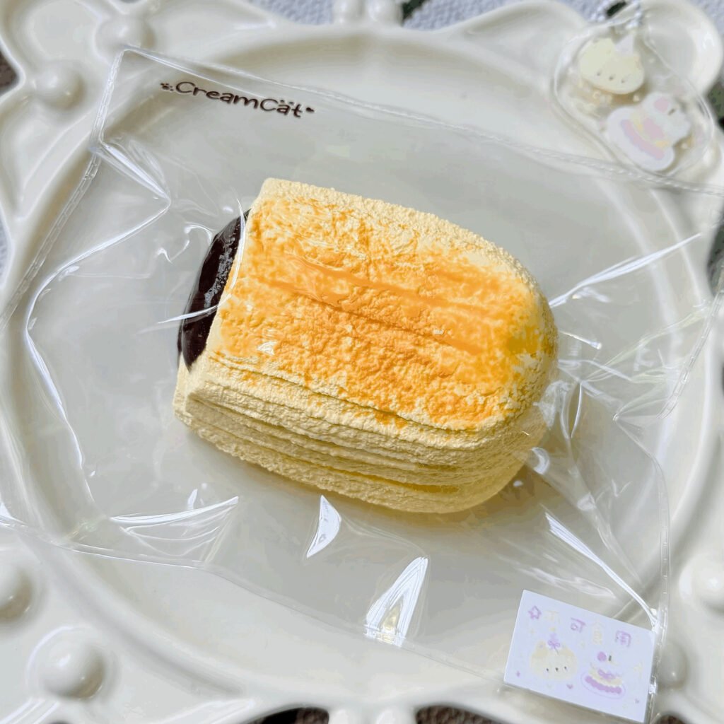 80046 CreamCat Molten Cream Puff (Cream Clay Texture Series) / 奶油猫 流心泡芙（奶油泥触感系列）