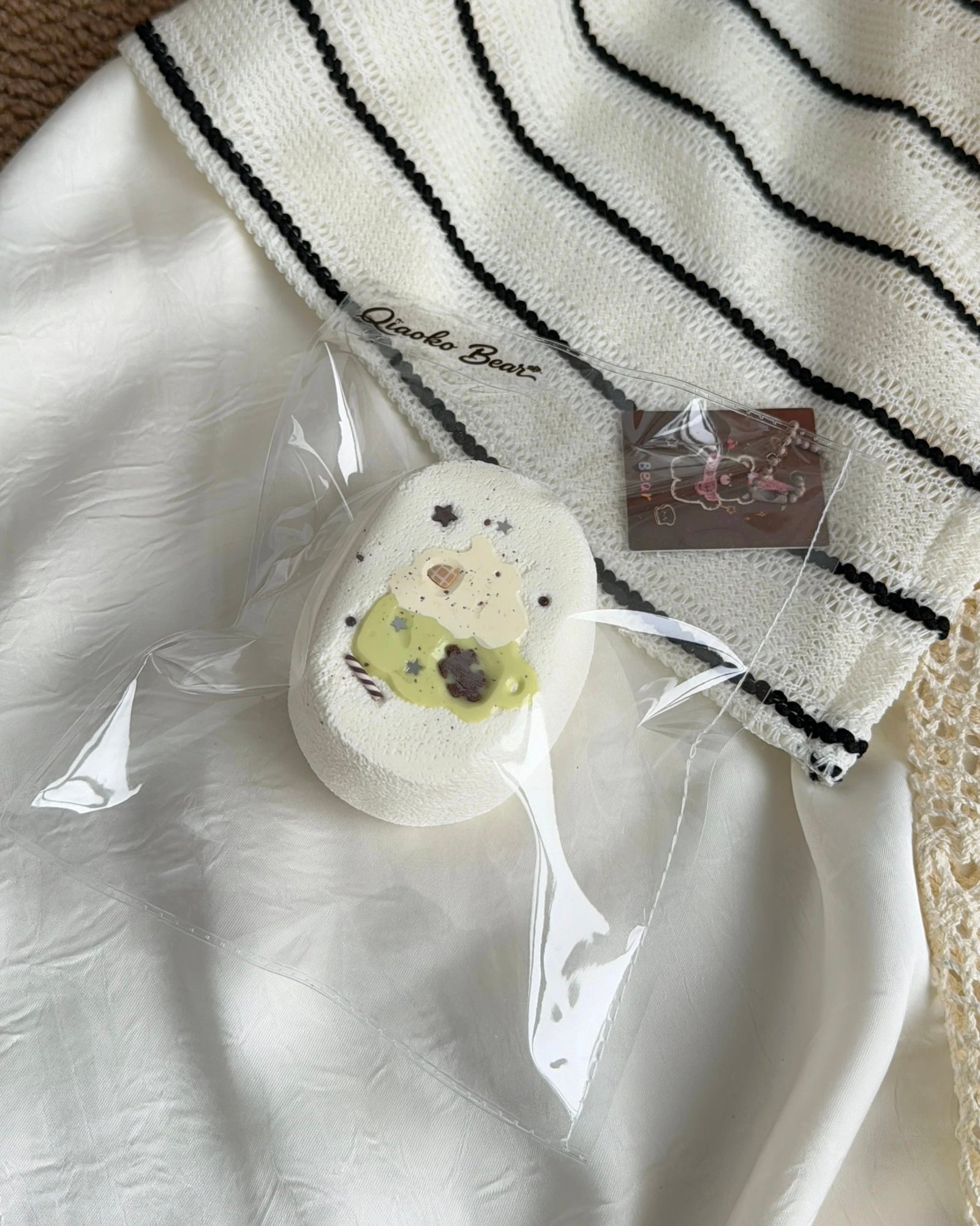 45014 Choco Bear Matcha Cream Cup Senbei (Light Yogurt Texture Series) / 巧可熊捏捏 抹茶奶油杯仙贝(轻酸奶触感系列)