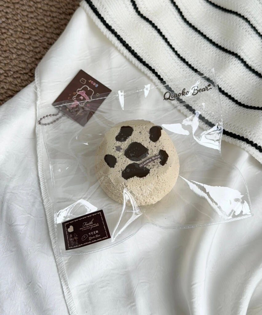 45017 Choco Bear Cow-Pattern Round Toast (Light Yogurt Texture Series) / 巧可熊捏捏 奶牛纹圆吐司(轻酸奶触感系列)