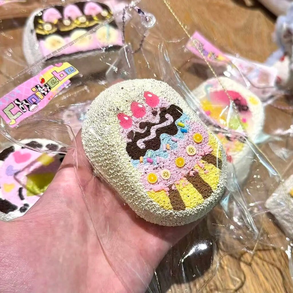 393001 Choibebe Sweet Bean Mini Senbei (Soft Milk Cake Texture Series) / Choibebe 甜豆小仙贝（绵奶糕触感系列）