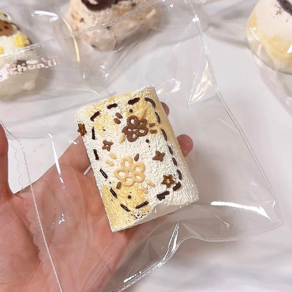 219030 Chun-li Double-Layer Flower Marshmallow (Glutinous Cream Texture Series) / Chun-li 小花双层棉花糖（糯奶油触感系列）