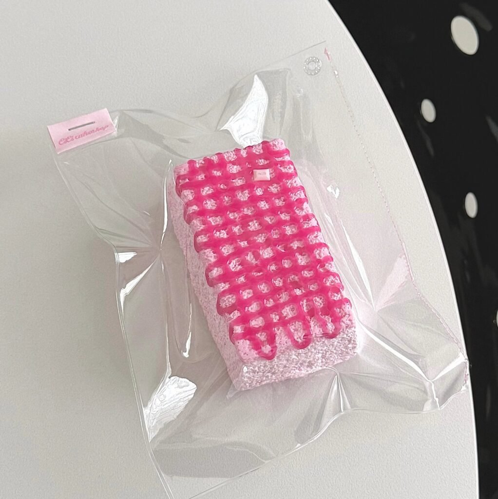 351007 Cici Sweet Berry Drizzle Long Toast - Flat Drizzle Version (Thickened Fluffy Cream Texture Series) / cici呢 甜莓淋酱长吐司（淋酱不立体版）（加阻绵奶油手感系列）