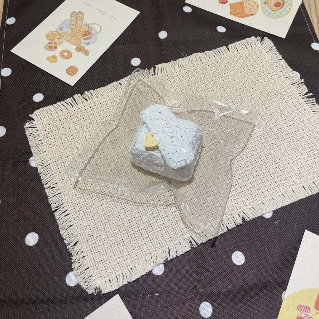 182045 Cotton Candy Nian Cheese Mini Bread (Firm Dry Cream Texture Series) / 棉花糖捏 奶酪小面包（加阻干奶油触感系列）