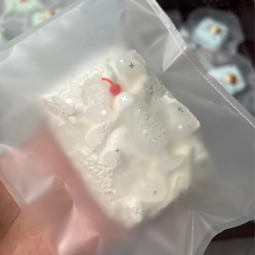 374006 Caramel Pea Sachima (Cotton Clay Texture Series) / 焦糖豌豆 沙琪玛（棉花泥触感系列）