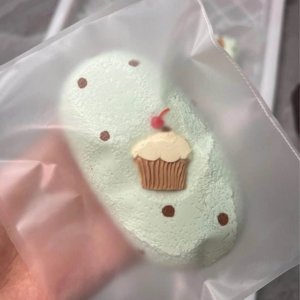374010 Caramel Pea Polka Dot Long Bar (Cotton Clay Texture Series) / 焦糖豌豆 波点长条(棉花泥触感系列)