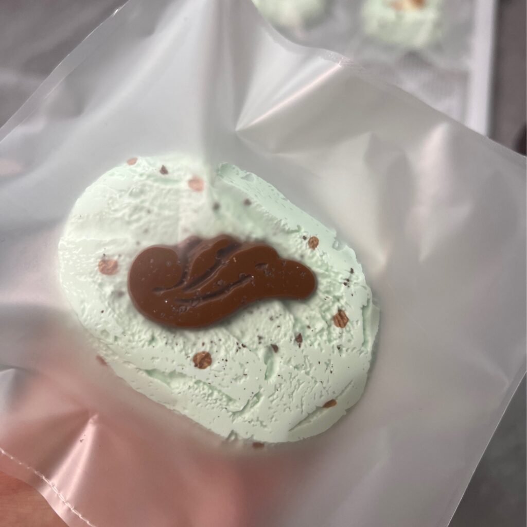 374013 Caramel Pea Flying Cheese (Cotton Clay Texture Series) / 焦糖豌豆 想飞干酪(棉花泥触感系列)