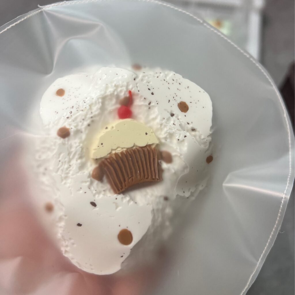 374014 Caramel Pea Polka Dot Choux (Cotton Clay Texture Series) / 焦糖豌豆 波点雪芙(棉花泥触感系列)