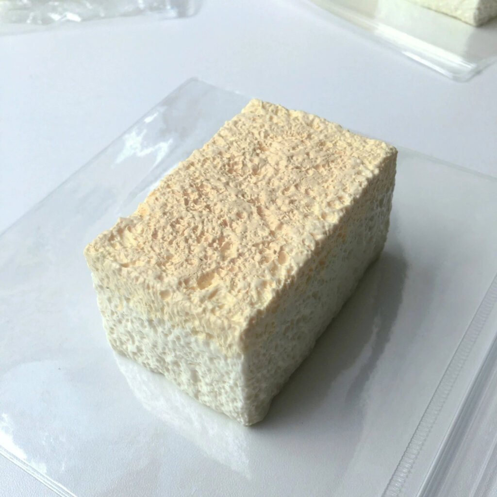 407001 Crescent Bay Squishy Soy Milk Short Toast (Clay Moldable Texture Series) / 月牙湾捏捏 豆乳短吐司（泥可塑触感系列）