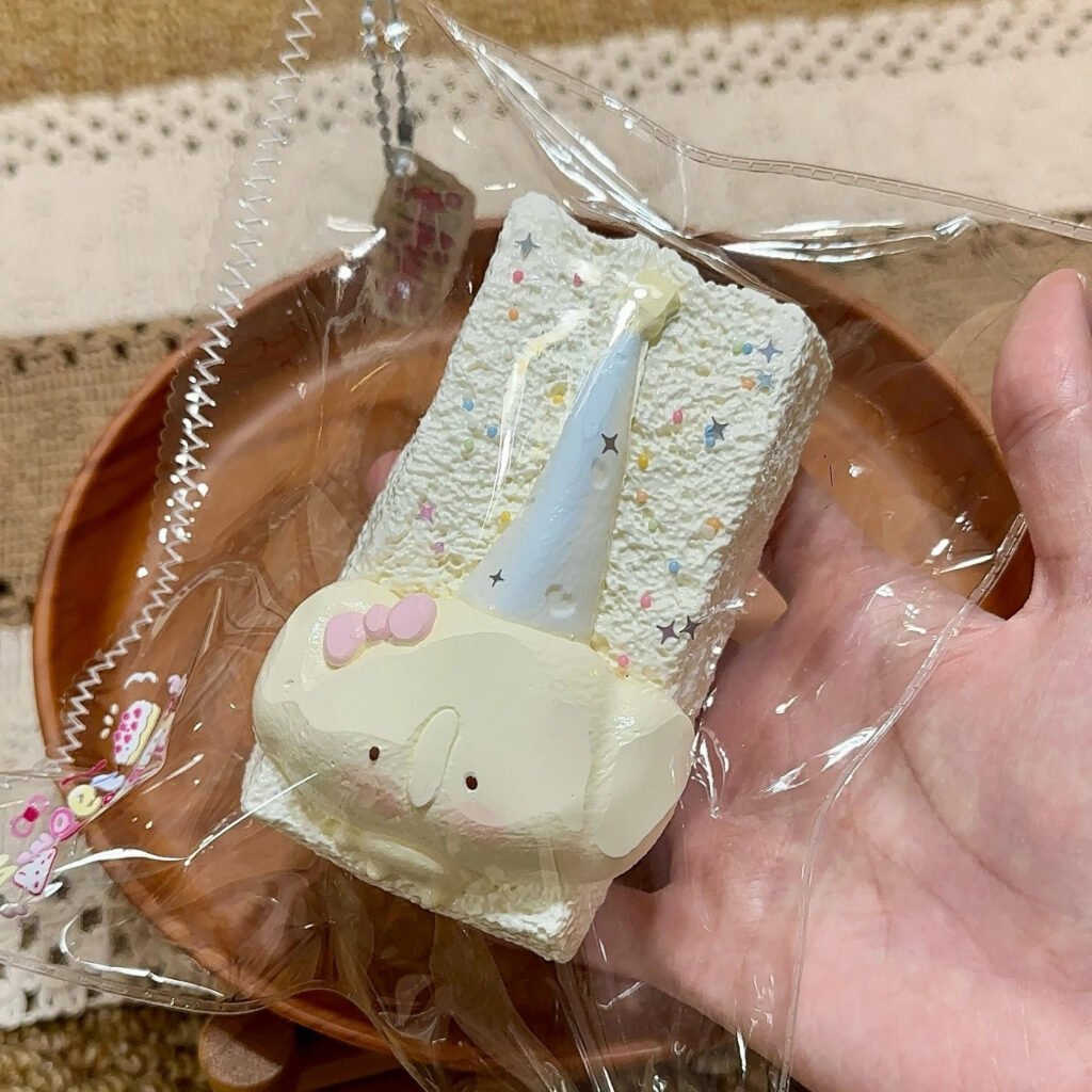 103019 Creamy Sweet Squishy Koala Long Toast (Milk Cake Clay Texture Series) / 奶油小甜捏 考拉长吐司（奶糕泥触感系列）