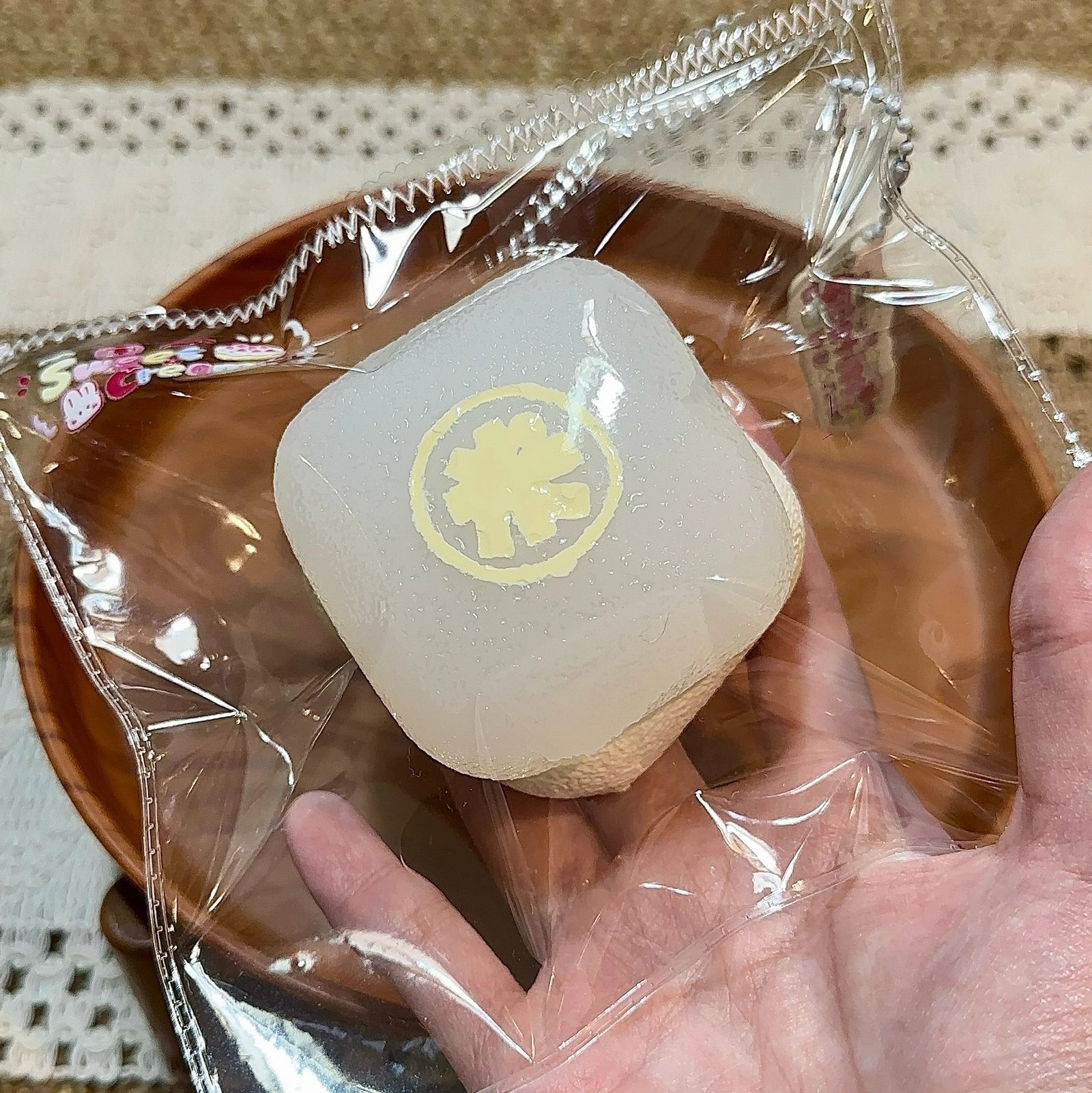 103036 Creamy Sweet Squishy Double-Layer Rice Cake (Milk Cake Clay Texture Series) / 奶油小甜捏 双层米糕(奶糕泥触感系列)