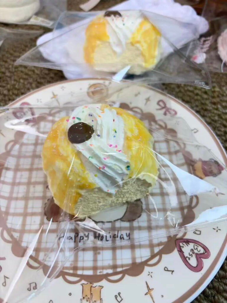 382001 Dragonfly King Cream Bread (Sticky Clay Texture Series) / 蜻蜓大王 奶油面包(黏糊泥触感系列)