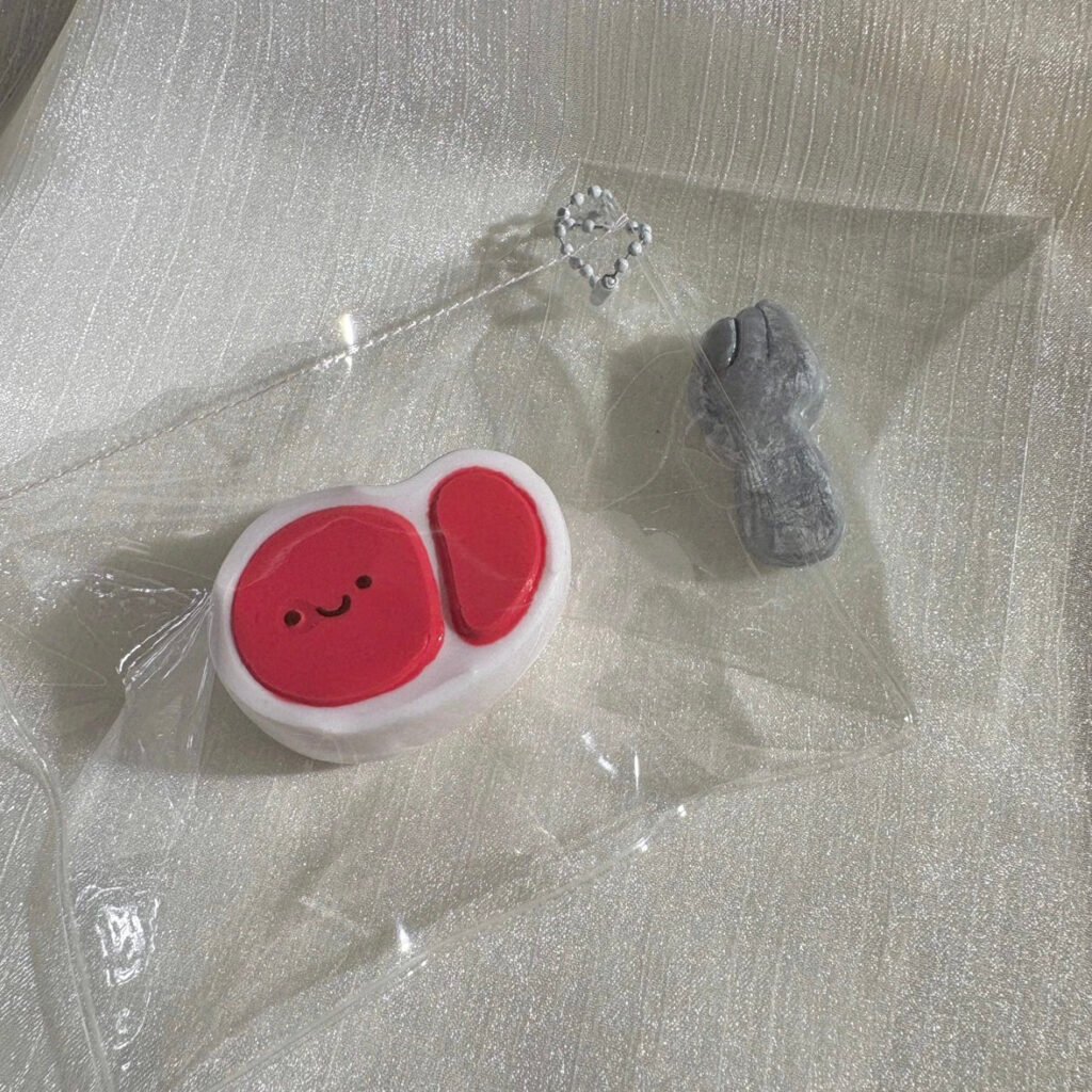 368035 Dun Shizai Rare Steak (Soft Cheese Clay Texture Series) / 吨实在 一分熟牛排扒（软干酪触感系列）