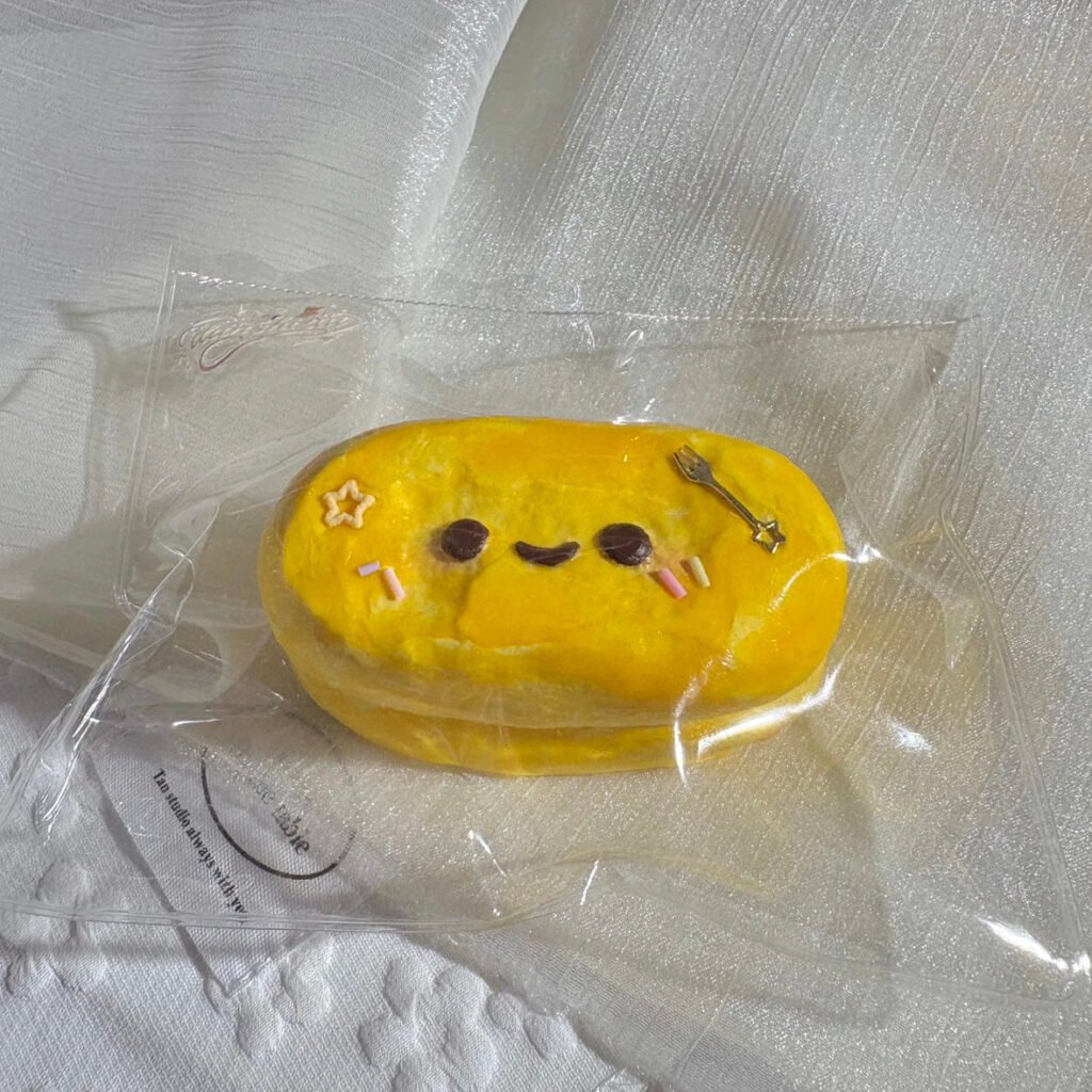 368074 Dun Shizai Double-Layer Senbei Cookie (Milk Candy Clay Texture Series) / 吨实在 双层仙贝小饼干（奶糖泥触感系列）