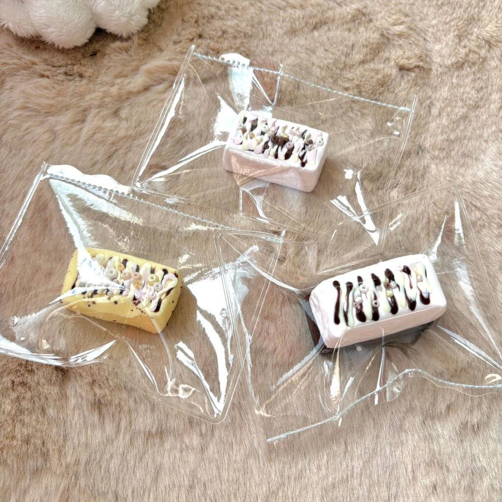 368153 Dun Shizai Mini Yogurt Cube - Light Pink (Rice Cake Clay Texture Series) / 吨实在 mini酸奶块鼻嘎 - 浅粉色(年糕泥触感系列)