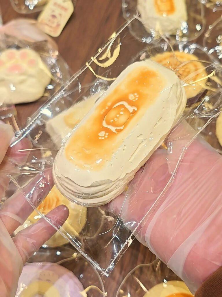 259081 Enze Nienie Peak Edition Large Bear Ladyfinger Biscuit (BT Soft Yogurt Clay Texture Series) / 恩泽捏捏(巅峰版) 大きなくまフィンガービスケット (BTソフトヨーグルトクレイ触感シリーズ)