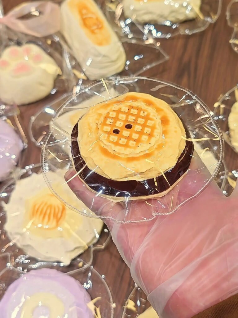 259083 Enze Nienie Peak Edition Waffle Chocolate Pot (BT Soft Yogurt Clay Texture Series) / 恩泽捏捏(巅峰版) ワッフルチョコレートポット (BTソフトヨーグルトクレイ触感シリーズ)