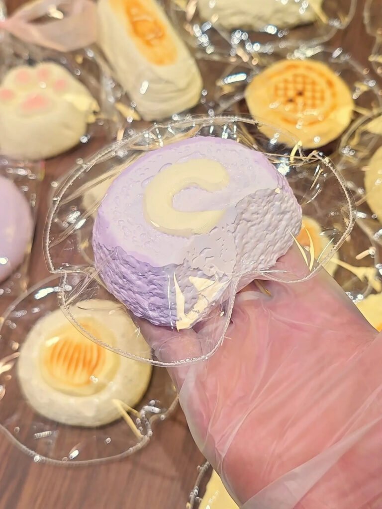 259085 Enze Nienie Peak Edition Taro Swiss Roll (BT Soft Yogurt Clay Texture Series) / 恩泽捏捏(巅峰版) タロイモロールケーキ (BTソフトヨーグルトクレイ触感シリーズ)
