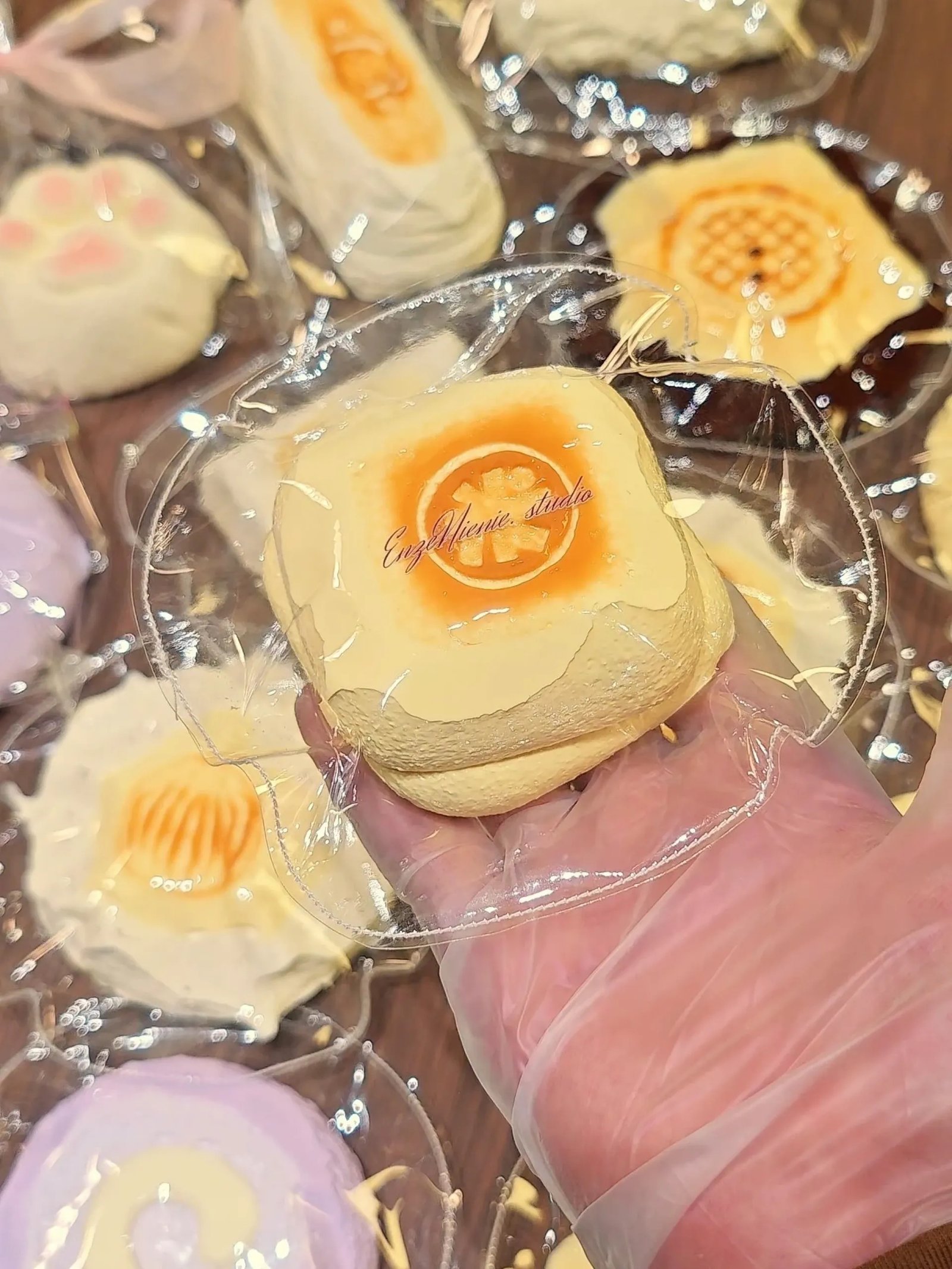 259086 Enze Nienie Peak Edition Baked Rice Cake (BT Soft Yogurt Clay Texture Series) / 恩泽捏捏(巅峰版) 焼き餅 (BTソフトヨーグルトクレイ触感シリーズ)