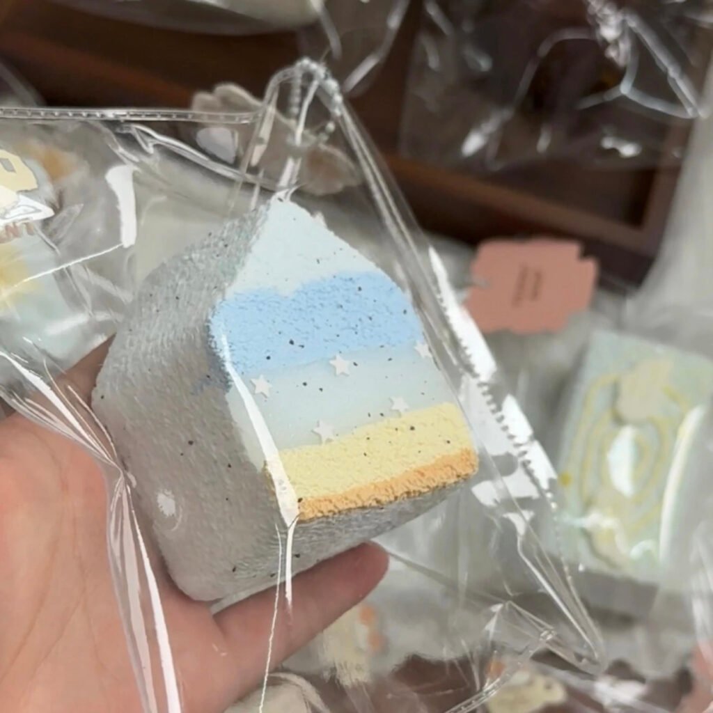 85016 Flying 7 Blue House (Mochi Cream Texture Series) / 飞行7 蓝房子（糯奶油触感系列）