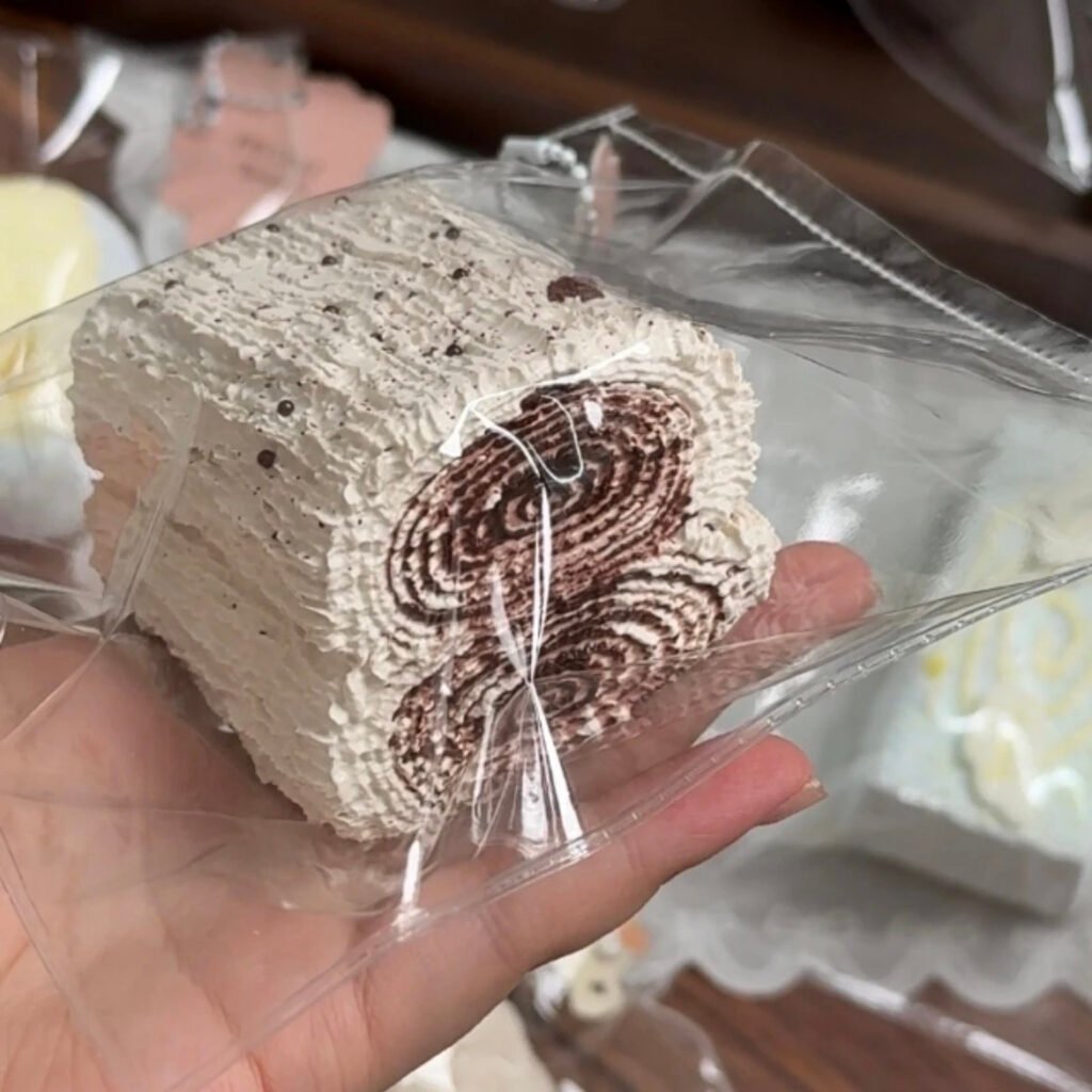 85018 Flying 7 Tree Stump Cake (Mochi Cream Texture Series) / 飞行7 树桩蛋糕(糯奶油触感系列)