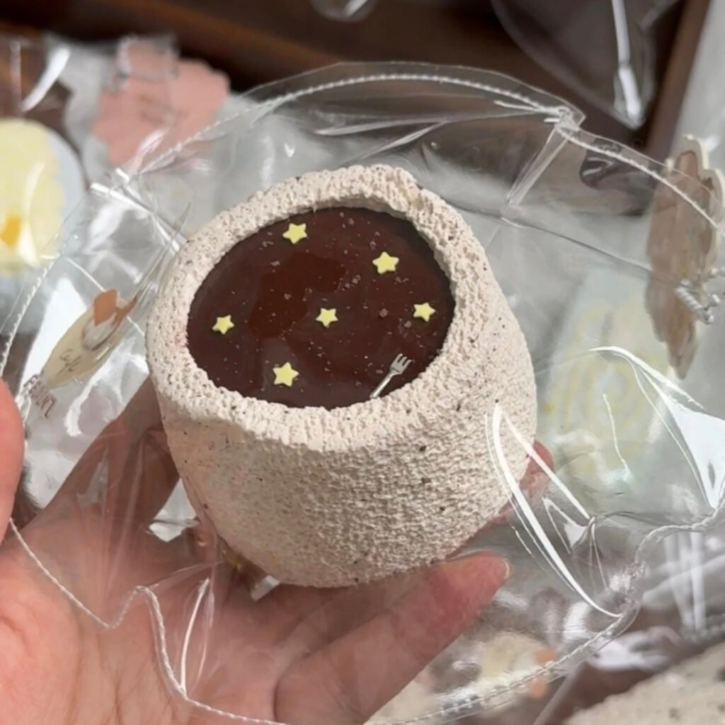 85020 Flying 7 Chocolate Star Roll (Mochi Cream Texture Series) / 飞行7 巧克力星星卷(糯奶油触感系列)