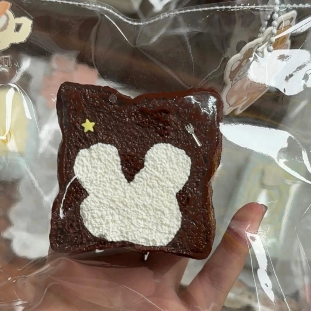 85023 Flying 7 Bunny Bread (Mochi Cream Texture Series) / 飞行7 兔子面包(糯奶油触感系列)