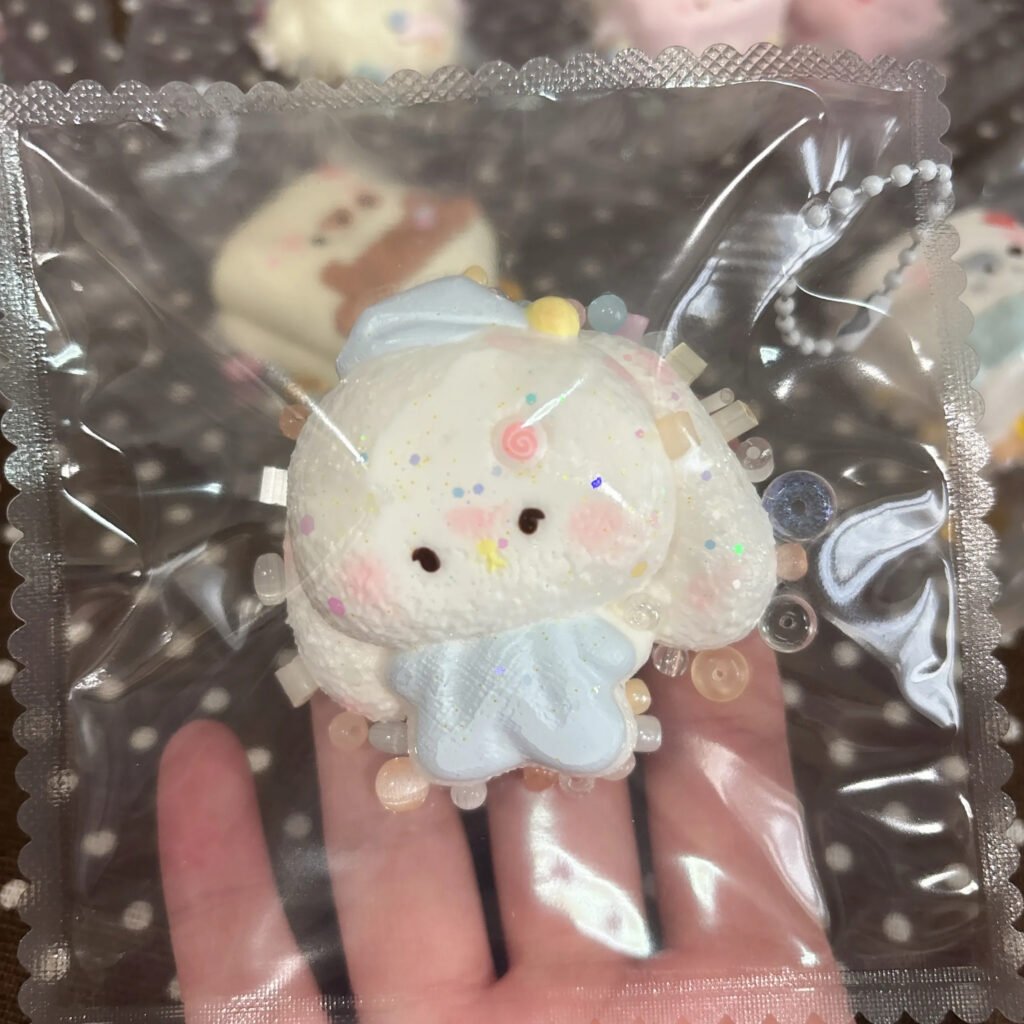 336021 Good Cat Morning Bunny Beanbag (Cream Paste Clay Texture Series) / 咕德猫宁捏 うさぎビーズクッション (クリームペーストクレイ触感シリーズ)