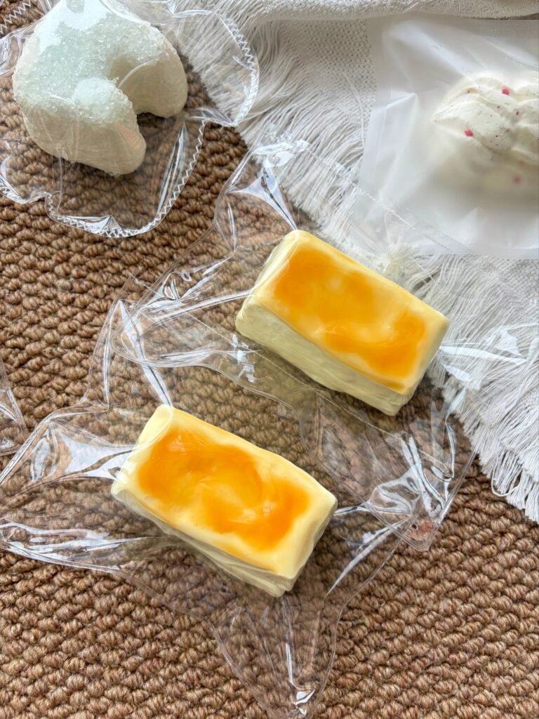 169016 Hello Xiaoxin Cheese Rice Cake Bar (Oven-Baked Soft Cream Clay Texture Series) / Hello小新 芝士年糕条（烤箱绵奶油触感系列）