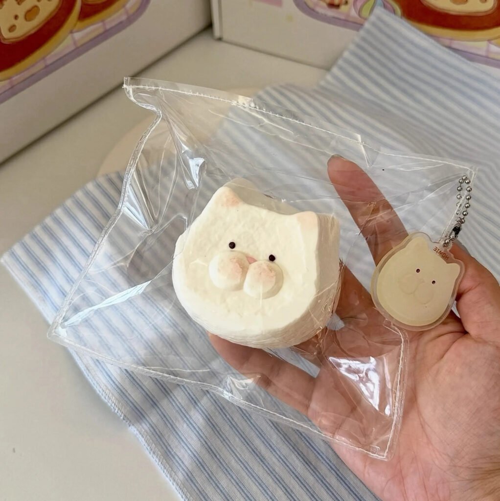 170015 Homie Studio Kitten Cake (Soft Cheese Clay Texture Series) / 厚米捏捏事务所 小猫蛋糕（软干酪触感系列）