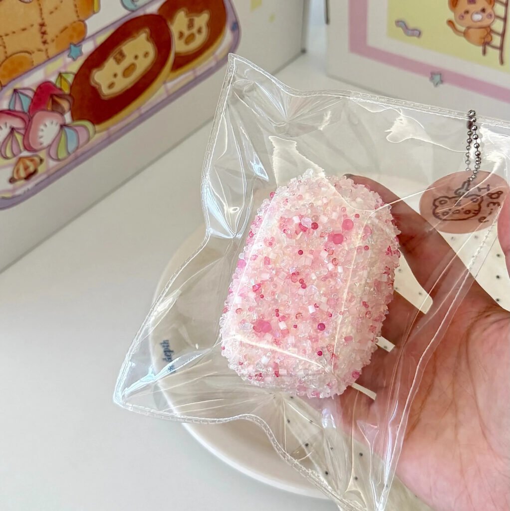 170021 Homie Studio Strawberry Smoothie Crumble (Soft Cheese Clay Texture Series) / 厚米捏捏事务所 草莓冰沙碎碎（软干酪触感系列）