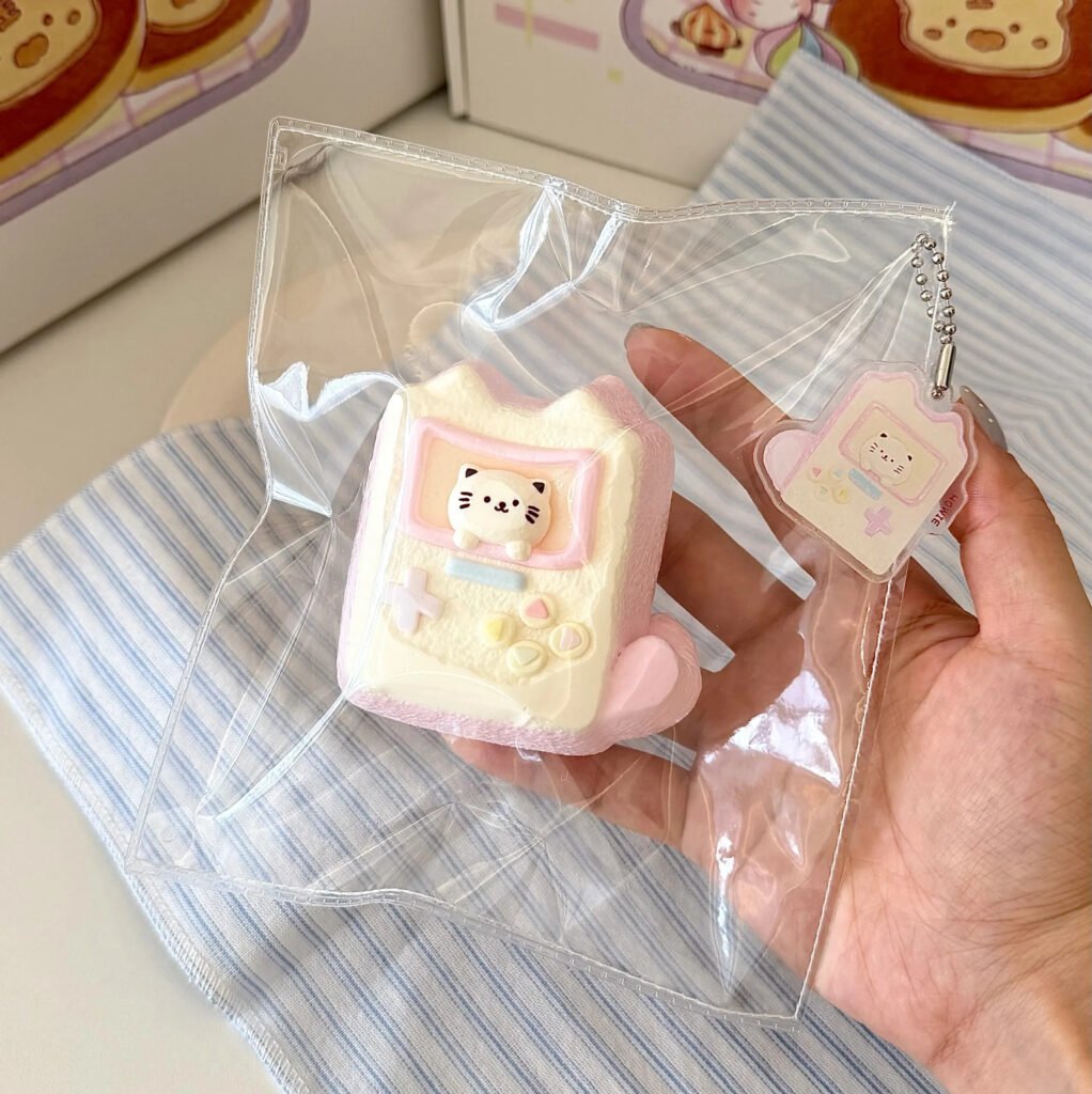 170030 Homie Studio Kitten Game Console (Soft Cheese Clay Texture Series) / 厚米捏捏事务所 小猫游戏机（软干酪触感系列）