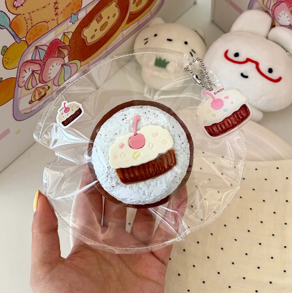 170032 Homie Studio Mint Chocolate Muffin Cake (Soft Cheese Clay Texture Series) / 厚米捏捏事务所 薄巧玛芬蛋糕（软干酪触感系列）