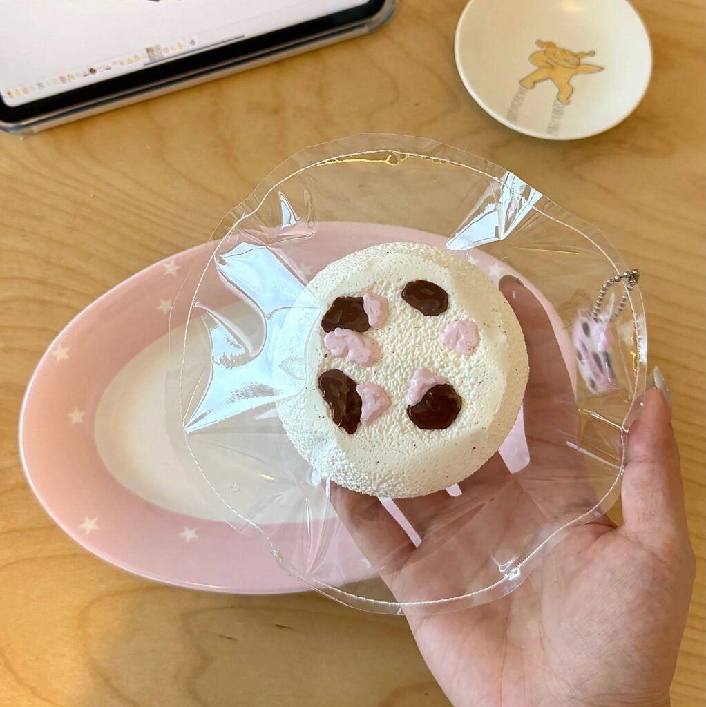 170038 Homie Studio Strawberry Chocolate Round Toast (Rich Yogurt Clay Texture Series) / 厚米捏捏事务所 ストロベリーチョコ丸トースト (濃厚ヨーグルトクレイ触感シリーズ)