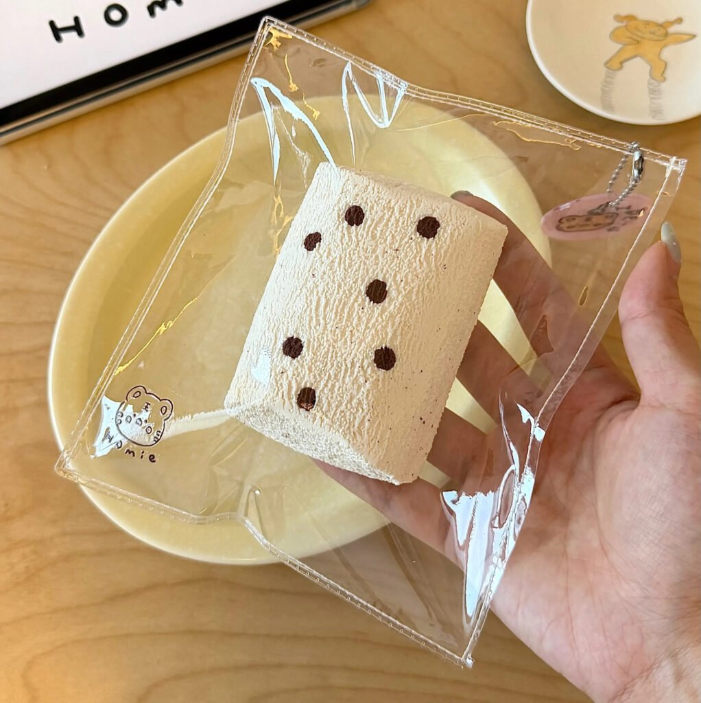 170041 Homie Studio Polka Dot Marshmallow Toast (Rich Yogurt Clay Texture Series) / 厚米捏捏事务所 水玉マシュマロトースト (濃厚ヨーグルトクレイ触感シリーズ)